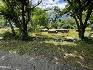 1041 Cleveland Ave Unit 12, Baxter Springs, KS 66713