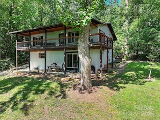 290 Turkey Pen Rd, Franklin, NC 28734