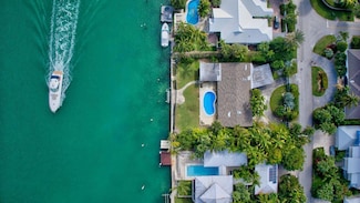 631 N Mashta Dr, Key Biscayne, FL 33149