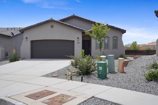 1814 Tesoro Loop NW, Los Lunas, NM 87031