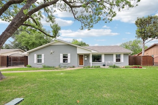 1208 Storyglen St, Irving, TX 75062
