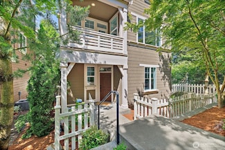 316 NE Eagle Way, Issaquah, WA 98029