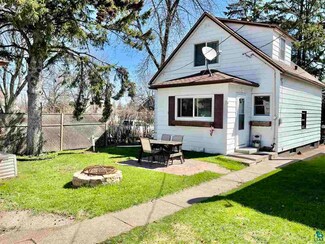 1331 103rd Ave W, Duluth, MN 55808