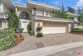 2202 The Terrace, Los Angeles, CA 90049