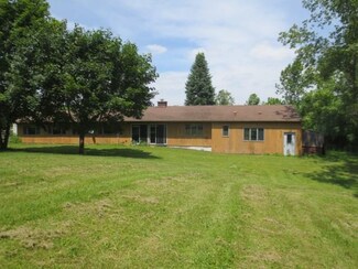 5660 Decker Rd, Marion, NY 14505
