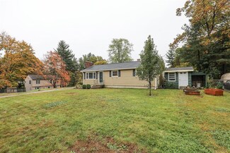 7 Norwich Rd, Nashua, NH 03062