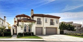 19572 Mayfield Cir, Huntington Beach, CA 92648