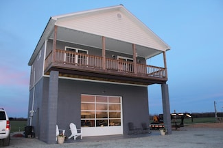 2355 Catfish Ln, Crump, TN 38327