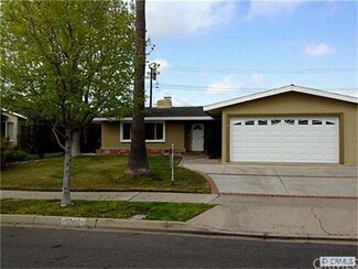 1748 Missouri St, Costa Mesa, CA 92626