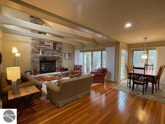 33 Timbercrest Rd Unit Share B, Glen Arbor, MI 49636