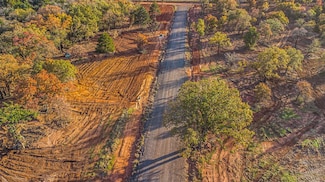 7235 Old Oak Trail, Guthrie, OK 73044