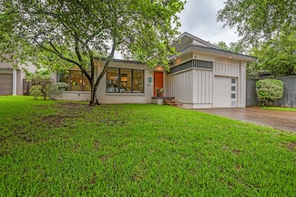 2811 Maple Springs Blvd, Dallas, TX 75235