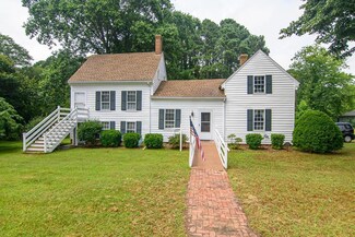 23613 Front St, Accomac, VA 23301