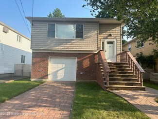14 Laredo Ave, Staten Island, NY 10312