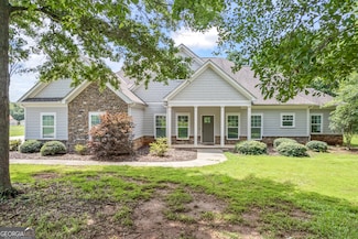 104 Bonny Oaks Dr, La Grange, GA 30240