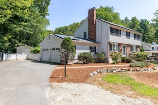 7 Parker River Dr, Byfield, MA 01922