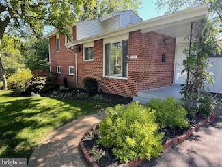 5503 Sheldon Dr, Alexandria, VA 22312