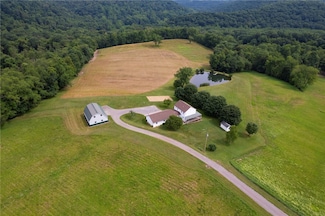 293 Troy Hill Rd, Kittanning, PA 16201