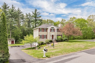 46 Faith Dr, Derry, NH 03038