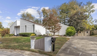 18 Oakwood Dr Unit 1, Springfield, IL 62711