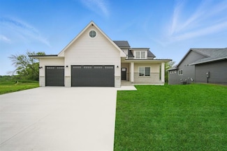 110 NW Alderleaf Dr, Waukee, IA 50263