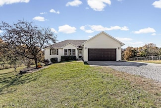 142 County Road 402, Fayette, MO 65248
