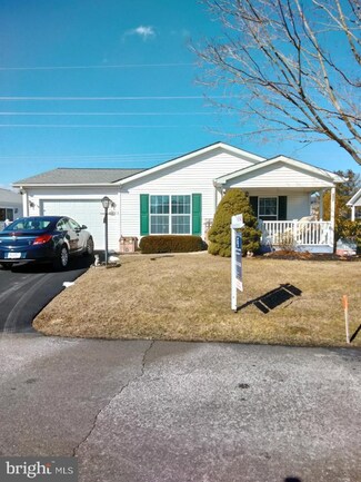 558 Spring Meadow Cir, New Hope, PA 18938
