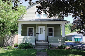 1323 2nd St, La Porte, IN 46350