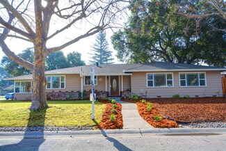 19050 Brookview Dr, Saratoga, CA 95070