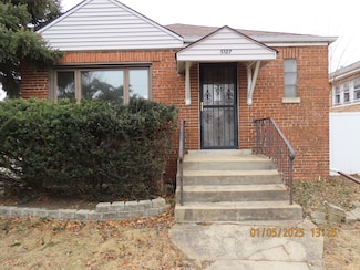 5127 S Parkside Ave, Chicago, IL 60638