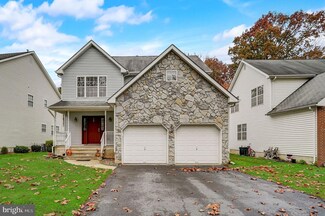 70 Canal View Dr, Lawrence Township, NJ 08648
