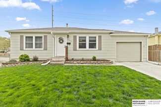7327 S 72nd Ave, La Vista, NE 68128