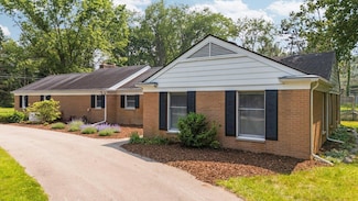 3673 Pheasant Dr, Ann Arbor, MI 48103