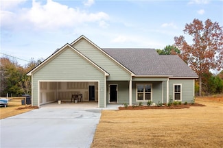 163 Lee Rd 2151 Rd, Valley, AL 36854