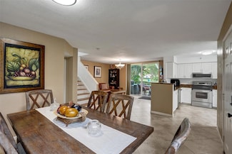 127 Yacht Club Way Unit 112, Hypoluxo, FL 33462
