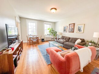 856 Massachusetts Ave Unit 8, Cambridge, MA 02139