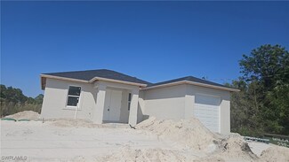 2618 25th St W, Lehigh Acres, FL 33971