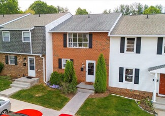 322 Loudon Rd, Blacksburg, VA 24060