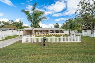 7138 Fort King Rd, Zephyrhills, FL 33541
