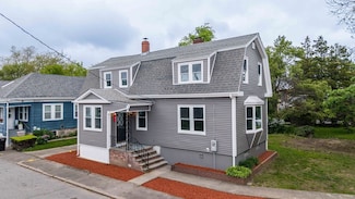 9 Garfield St, South Dartmouth, MA 02748