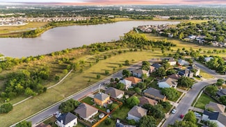 1347 Lakeside Loop, Round Rock, TX 78665