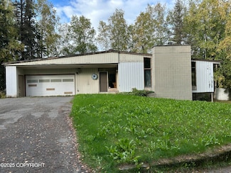 5545 Fairbanks St, Anchorage, AK 99518