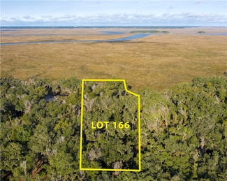 55 Hatton Ln, Saint Simons Island, GA 31522