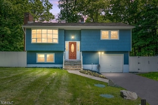 80 Cedar Tree Dr, Highland Lakes, NJ 07422