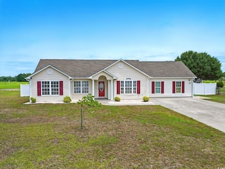 212 Sweetbay Magnolia St, Loris, SC 29569