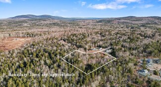 142 Sandy Acres Dr, Sullivan, ME 04664