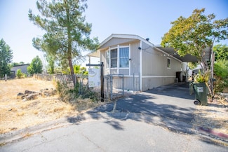 133 Village Cir Unit 9, Sacramento, CA 95838
