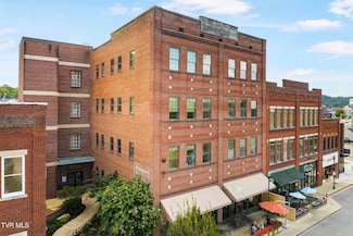 116 Tipton St Unit 204, Johnson City, TN 37604