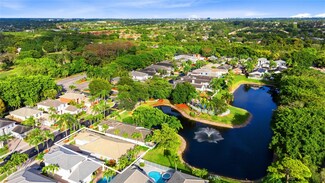 8220 Hampton Wood Dr, Boca Raton, FL 33433