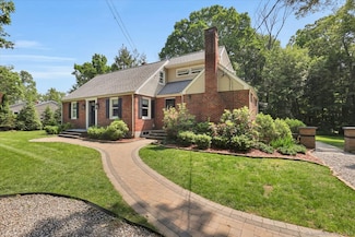 57 Whitney Rd, Columbia, CT 06237